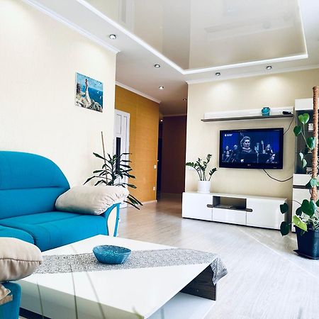 Apartments With A Coffee Machine In The City Center, Near A Park And Zlata Plaza Rivne Exteriér fotografie