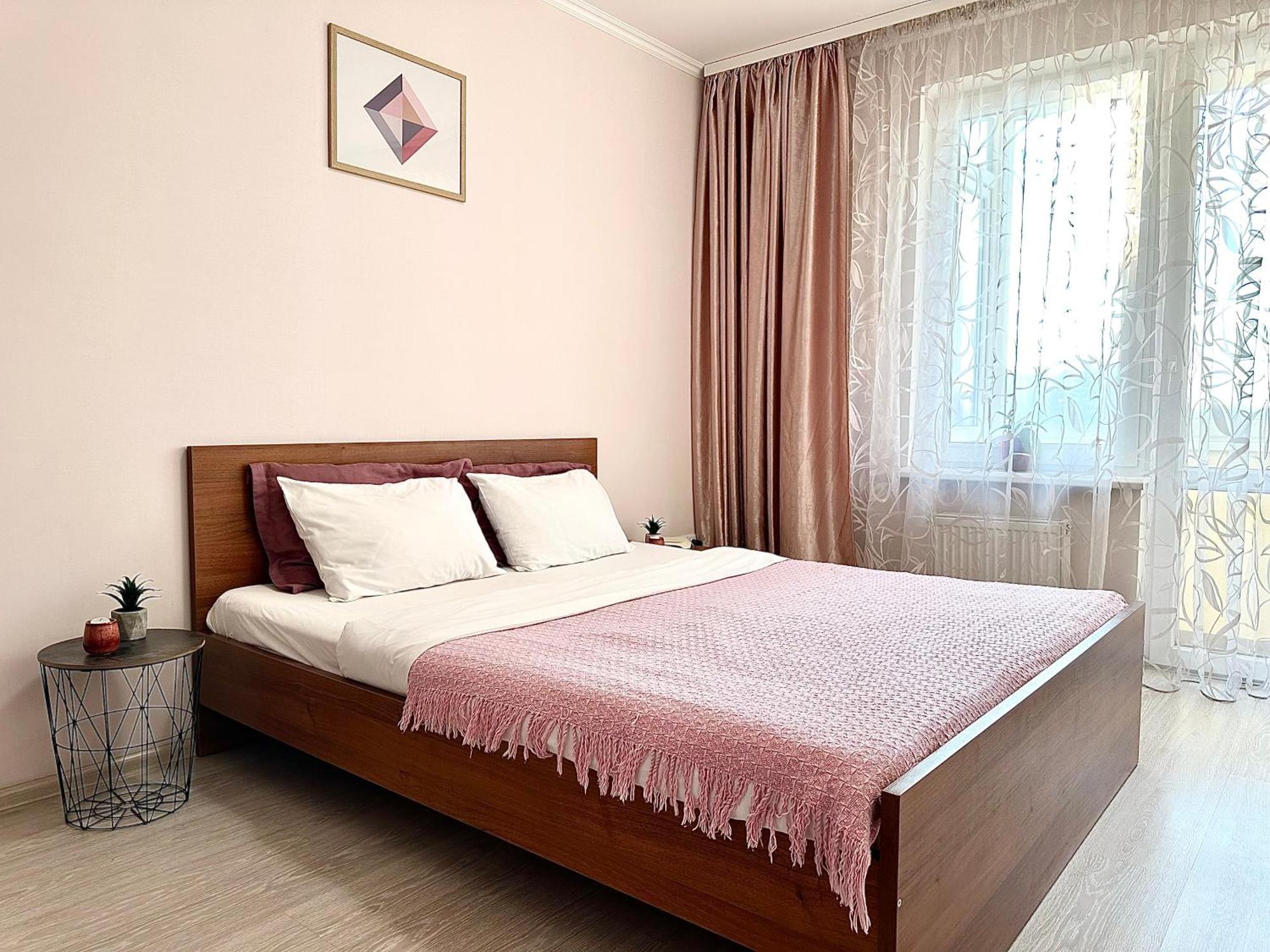 Apartments With A Coffee Machine In The City Center, Near A Park And Zlata Plaza Rivne Exteriér fotografie